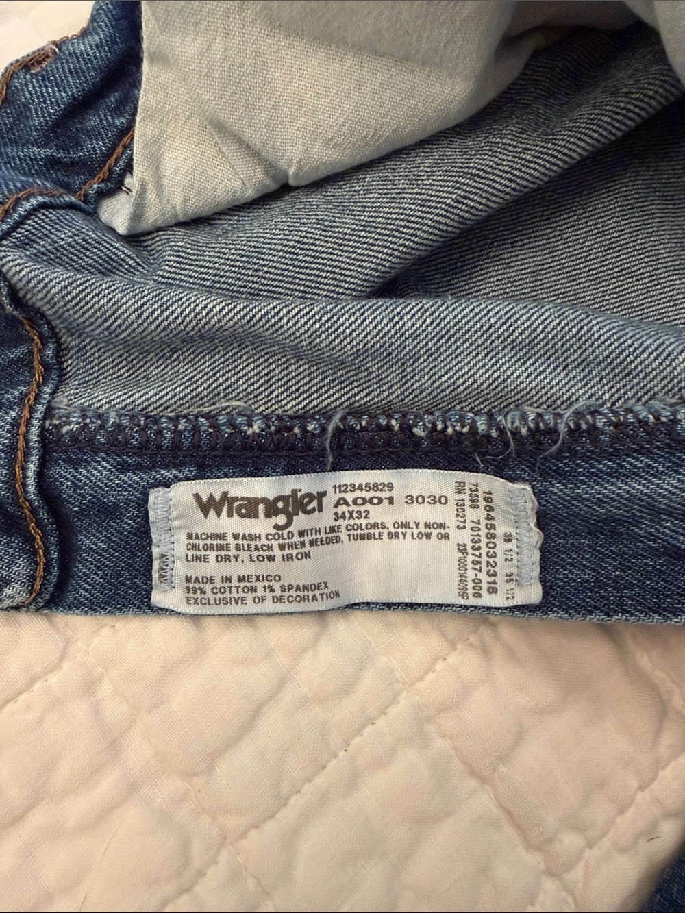Wrangler Jeans - Picture 5 of 5